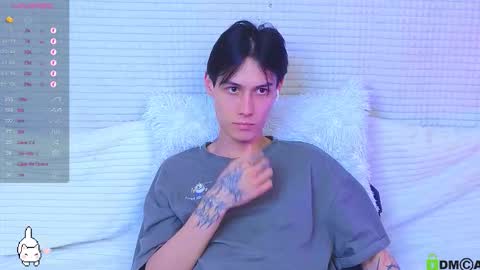 Mark online show from 10/23/25, 03:17