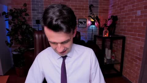 Steve online show from 12/10/24, 05:55