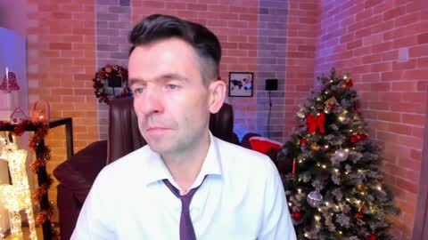 Steve online show from 01/01/25, 02:42