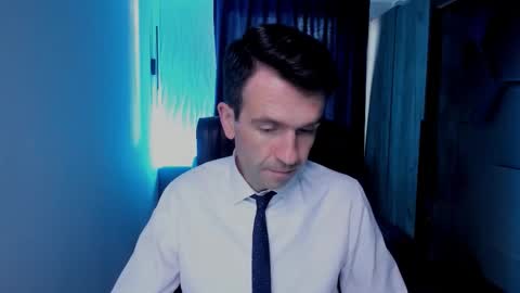 Steve online show from 10/20/25, 01:11