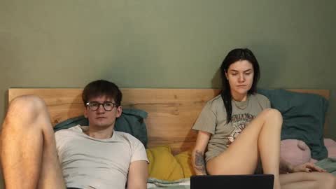 Snapshot of hard_pepper chatting on 02/08/25, 05:08 Emily and David online show from 02/08/25, 05:08
