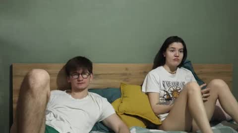 Snapshot of hard_pepper chatting on 03/03/25, 04:47 Emily and David online show from 03/03/25, 04:47
