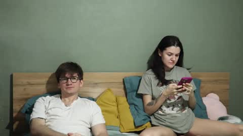 Snapshot of hard_pepper chatting on 03/06/25, 05:03 Emily and David online show from 03/06/25, 05:03