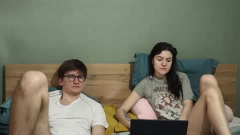 Snapshot of hard_pepper chatting on 03/07/25, 04:35 Emily and David online show from 03/07/25, 04:35