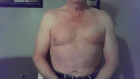 Snapshot of hardchicagoforzya chatting on 10/21/25, 10:54 hardchicagoforzya online show from 10/21/25, 10:54