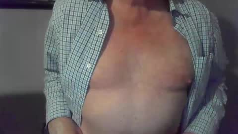 Snapshot of hardchicagoforzya chatting on 10/23/25, 07:51 hardchicagoforzya online show from 10/23/25, 07:51