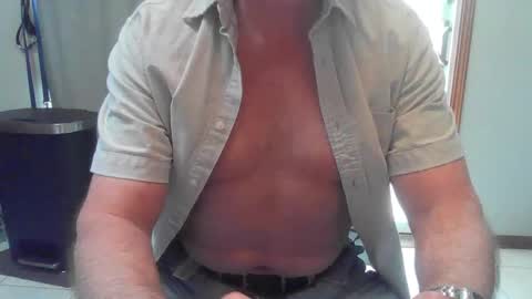 Snapshot of hardchicagoforzya chatting on 11/06/25, 08:43 hardchicagoforzya online show from 11/06/25, 08:43