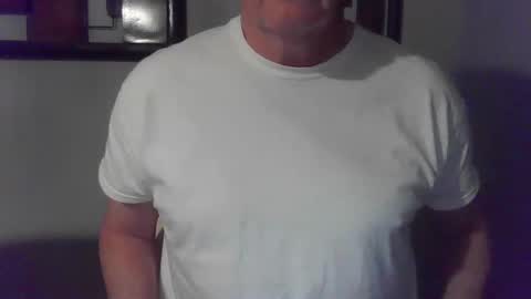 Snapshot of hardchicagoforzya chatting on 11/11/25, 08:25 hardchicagoforzya online show from 11/11/25, 08:25