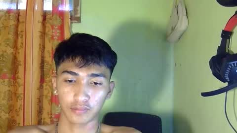 Snapshot of hardcockalex19 chatting on 10/25/25, 05:59 Alex and luna online show from 10/25/25, 05:59