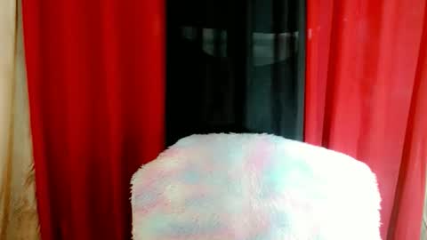 mj online show from 10/18/25, 01:41