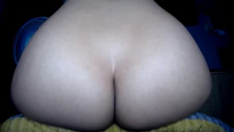 Snapshot of hardfucking_kelly chatting on 11/06/25, 04:52 jessabelle online show from 11/06/25, 04:52