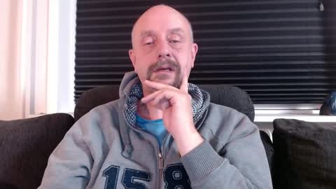MrLazy online show from 12/08/24, 06:50