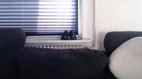 Snapshot of hardmrlazy chatting on 12/17/25, 12:55 MrLazy online show from 12/17/25, 12:55