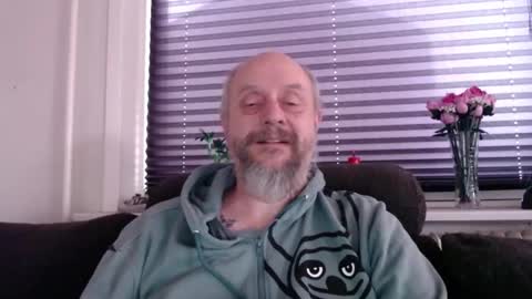 Snapshot of hardmrlazy chatting on 01/07/26, 10:40 MrLazy online show from 01/07/26, 10:40