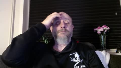 Snapshot of hardmrlazy chatting on 02/02/26, 06:28 MrLazy online show from 02/02/26, 06:28