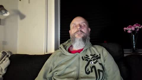 Snapshot of hardmrlazy chatting on 05/21/26, 10:39 MrLazy online show from 05/21/26, 10:39