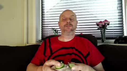 Snapshot of hardmrlazy chatting on 05/26/26, 07:15 MrLazy online show from 05/26/26, 07:15