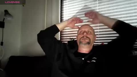 MrLazy online show from 07/26/26, 04:47