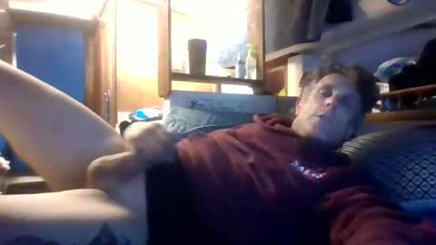 Snapshot of hardnthick791 chatting on 12/17/25, 09:43 hardnthick online show from 12/17/25, 09:43