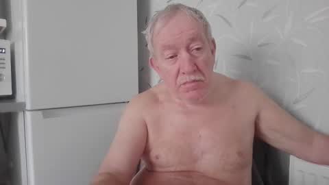 Snapshot of hardon4u123456789 chatting on 11/02/25, 01:13 hardon4u123456789 online show from 11/02/25, 01:13