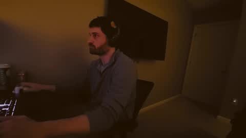 Tom online show from 12/24/24, 02:10
