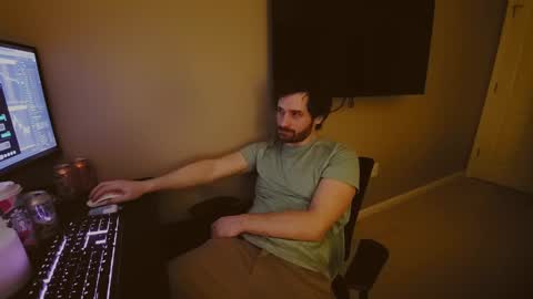 Tom online show from 12/25/24, 09:13
