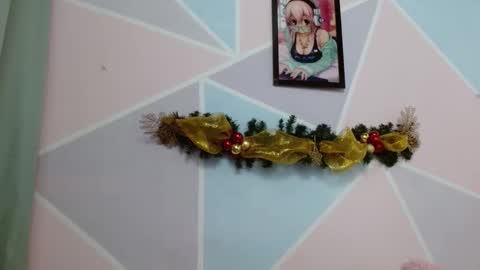 Snapshot of haresandpame_mds chatting on 12/13/24, 05:00 Hares online show from 12/13/24, 05:00