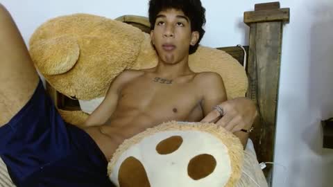 Snapshot of haresandpame_mds chatting on 01/08/25, 04:11 Hares online show from 01/08/25, 04:11