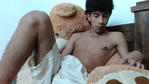 Snapshot of haresandpame_mds chatting on 01/22/25, 01:11 Hares online show from 01/22/25, 01:11