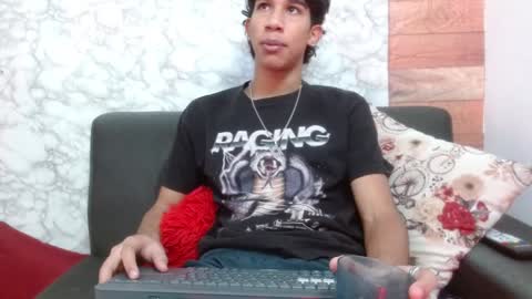 Snapshot of haresandpame_mds chatting on 01/23/25, 12:52 Hares online show from 01/23/25, 12:52