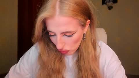 Julia online show from 09/22/25, 05:31