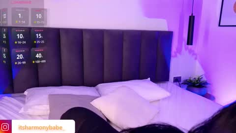 Snapshot of harmonybabe_ chatting on 11/21/25, 07:56 Harmony online show from 11/21/25, 07:56