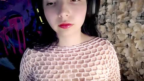 Harmonys World online show from 09/28/25, 01:55