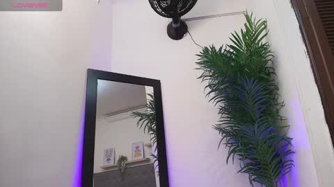 Snapshot of harper_brown1 chatting on 10/02/25, 07:48 Harper  online show from 10/02/25, 07:48