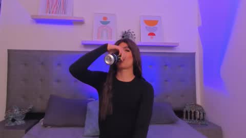 Snapshot of harper_brown1 chatting on 10/18/25, 05:10 Harper  online show from 10/18/25, 05:10