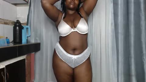 Snapshot of harriegrovin chatting on 11/25/25, 07:30 Grovin online show from 11/25/25, 07:30