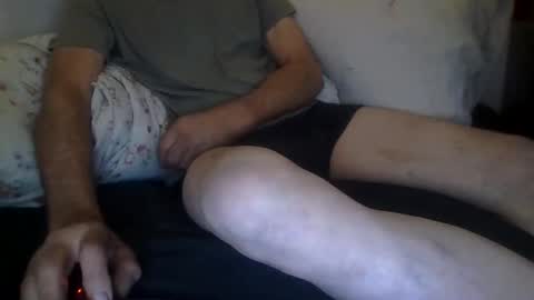 Snapshot of harry1cannary chatting on 11/14/25, 05:55 harry1cannary online show from 11/14/25, 05:55