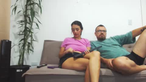 Snapshot of harrycum4you chatting on 04/09/26, 04:12 hannaandharri online show from 04/09/26, 04:12