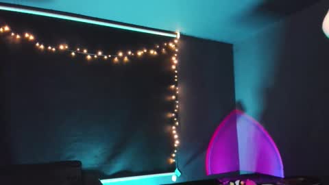 Snapshot of harrydavidsonx chatting on 09/30/25, 05:07 ... online show from 09/30/25, 05:07