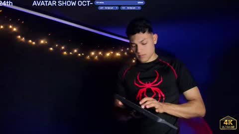 Snapshot of harrydavidsonx chatting on 10/23/25, 05:07 ... online show from 10/23/25, 05:07