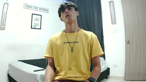Snapshot of harrythomson1 chatting on 06/07/26, 03:32 harry thomson online show from 06/07/26, 03:32