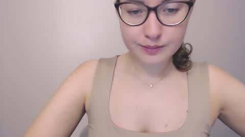 Snapshot of hartfoxx chatting on 10/10/25, 08:41 hartfoxx online show from 10/10/25, 08:41