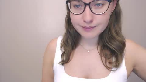 Snapshot of hartfoxx chatting on 10/16/25, 09:38 hartfoxx online show from 10/16/25, 09:38