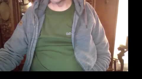 Snapshot of hartwichser1 chatting on 10/16/25, 01:56 hot n  nasty online show from 10/16/25, 01:56