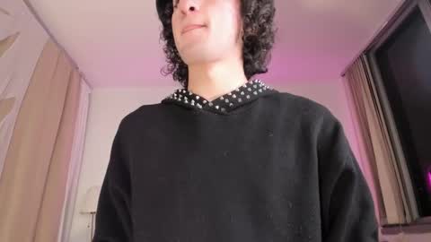 Snapshot of haru__kii chatting on 10/17/25, 03:10 haru online show from 10/17/25, 03:10