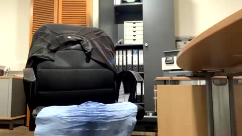 harun12366 online show from 02/04/25, 06:14