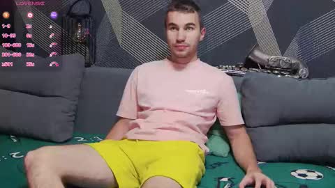 Snapshot of harvey_ren chatting on 11/05/25, 08:31 Harvey online show from 11/05/25, 08:31