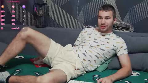 Snapshot of harvey_ren chatting on 11/11/25, 09:15 Harvey online show from 11/11/25, 09:15