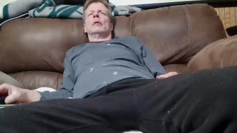 Snapshot of harveybane chatting on 02/25/25, 09:09 philatio online show from 02/25/25, 09:09