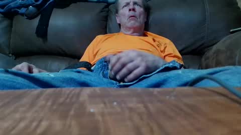 Snapshot of harveybane chatting on 03/01/25, 12:01 philatio online show from 03/01/25, 12:01